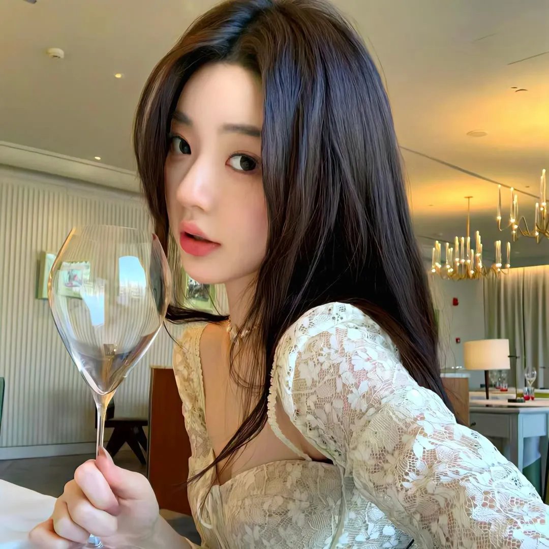 他不是我